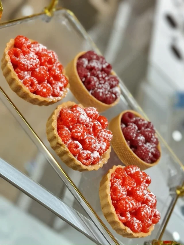Обережно, наше мило хочеться зʼїсти 🤤Знову неймовірні роботи від @kachechka_with_love із мильної основи від VELONA ❤️Творити легко і просто, якщо ви обираєте VELONA!Щоб здійснити замовлення пишіть в direct або телефонуйте:
📞 + 380934089878#velona #velona_ua #velona_soap #soap #soap_ua